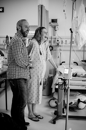 Pregnant woman laughs through labor at UCLA hospital in Santa Monica